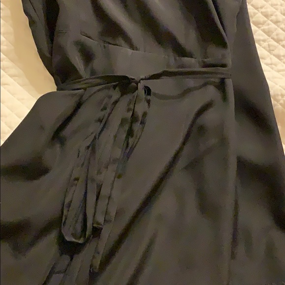 Guess - Black Romper 🖤 - Picture 8 of 8